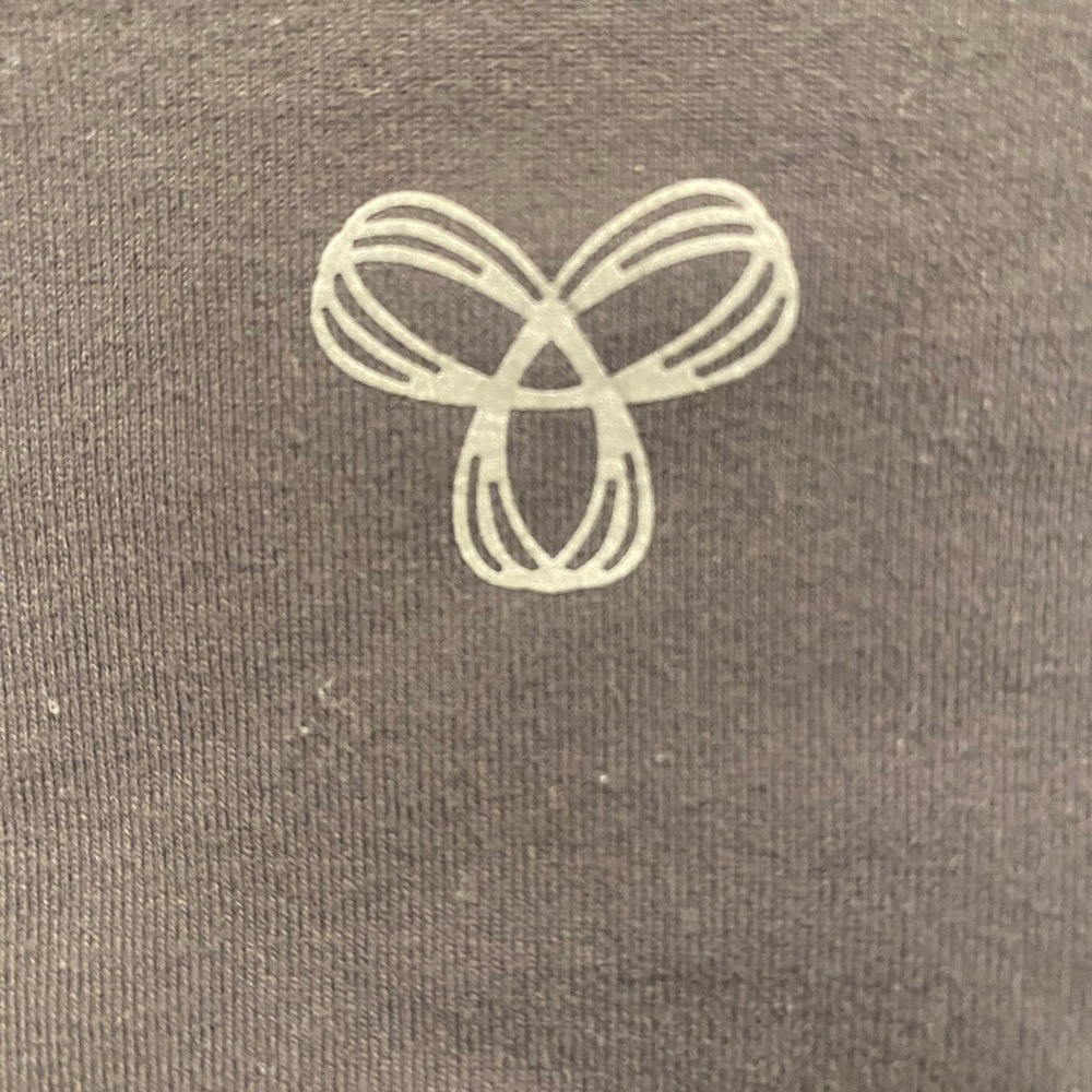 TnaBUTTER™ Cheeky Hi-Rise Legging- Short - Picture 6 of 7
